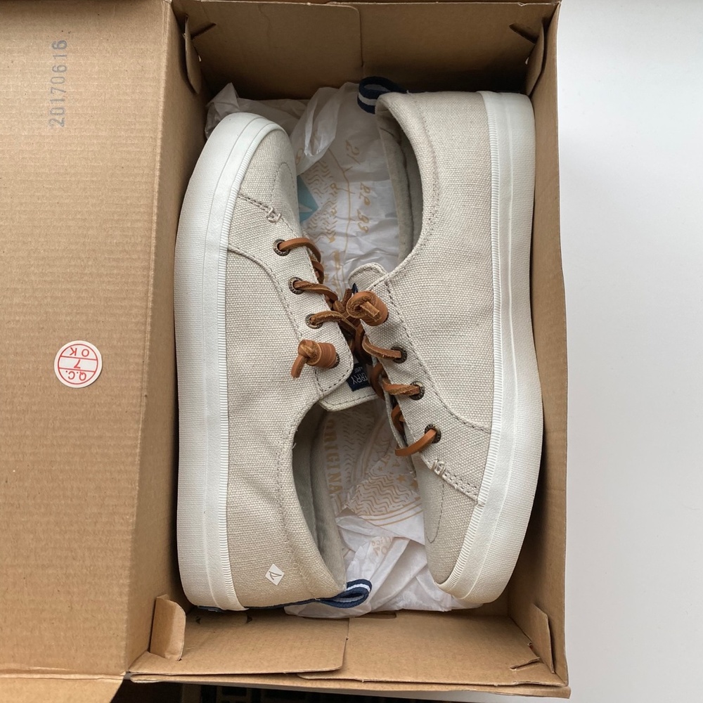 Sperry Women's Crest Vibe Sneaker